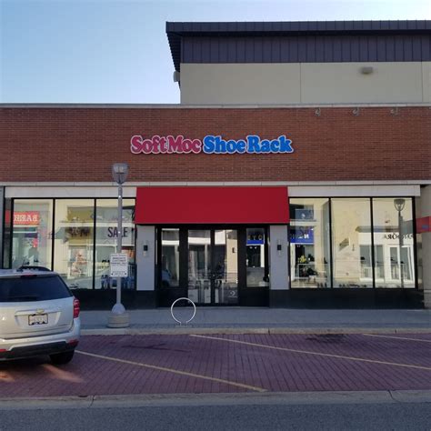 softmoc shops at don mills